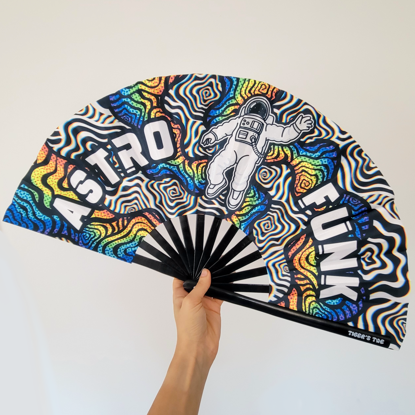 Astro Funk Clack Fan | UV-Reactive